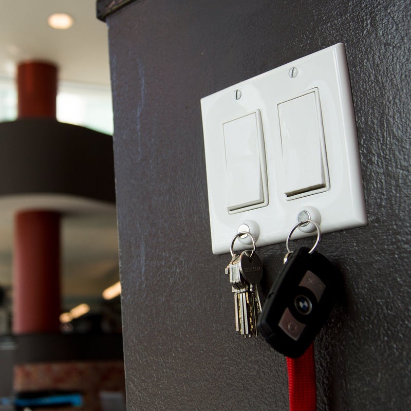 key smart KeySmart The KeyCatch A Modern Magnetic Key Rack (6 Pack) - Image 4